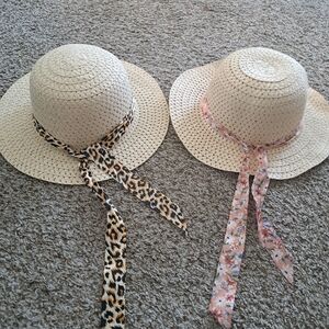 Stylish Straw Sun Hats with Patterned Ribbons